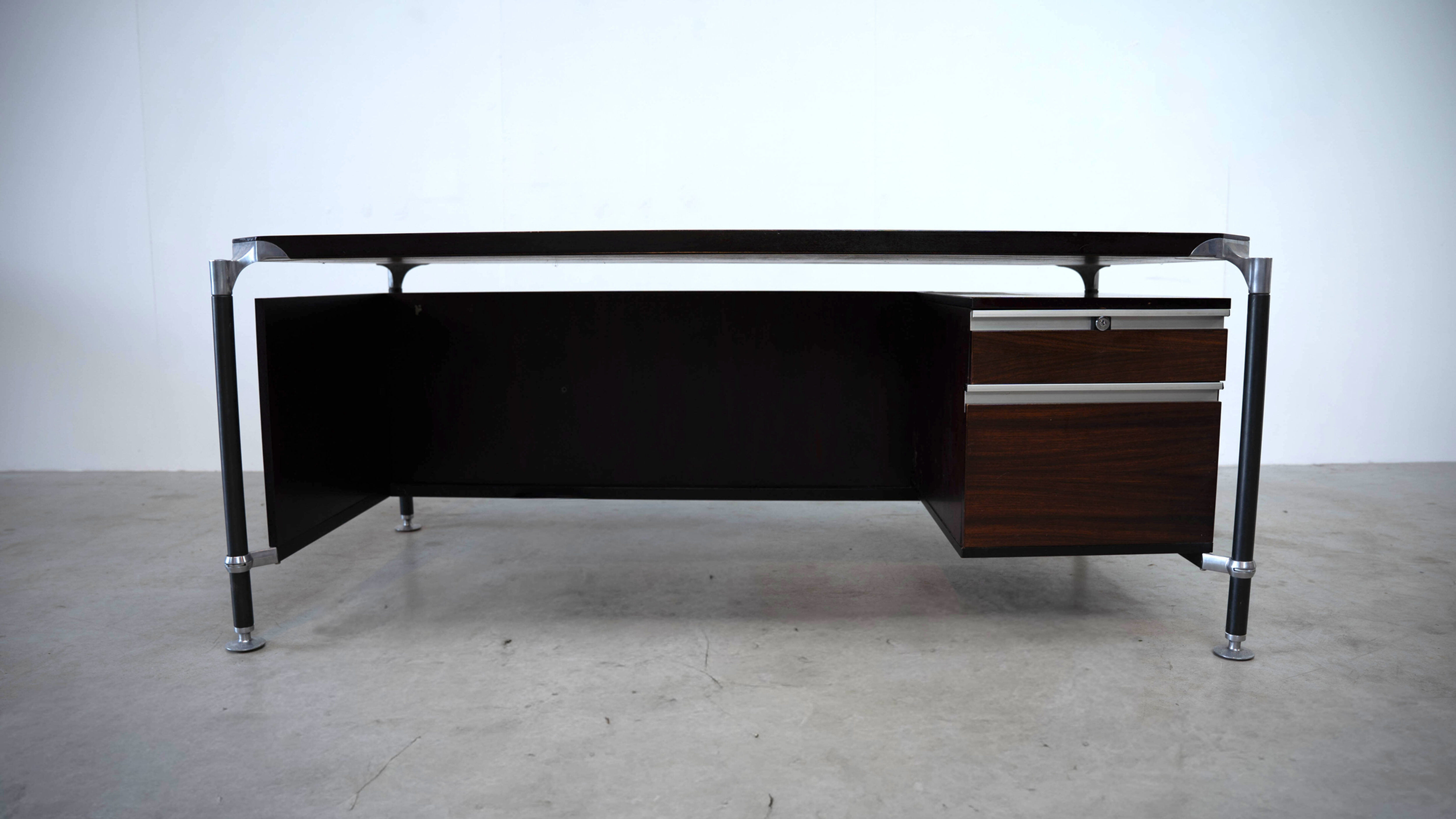 Italian desk by Ico Parisi for Mim