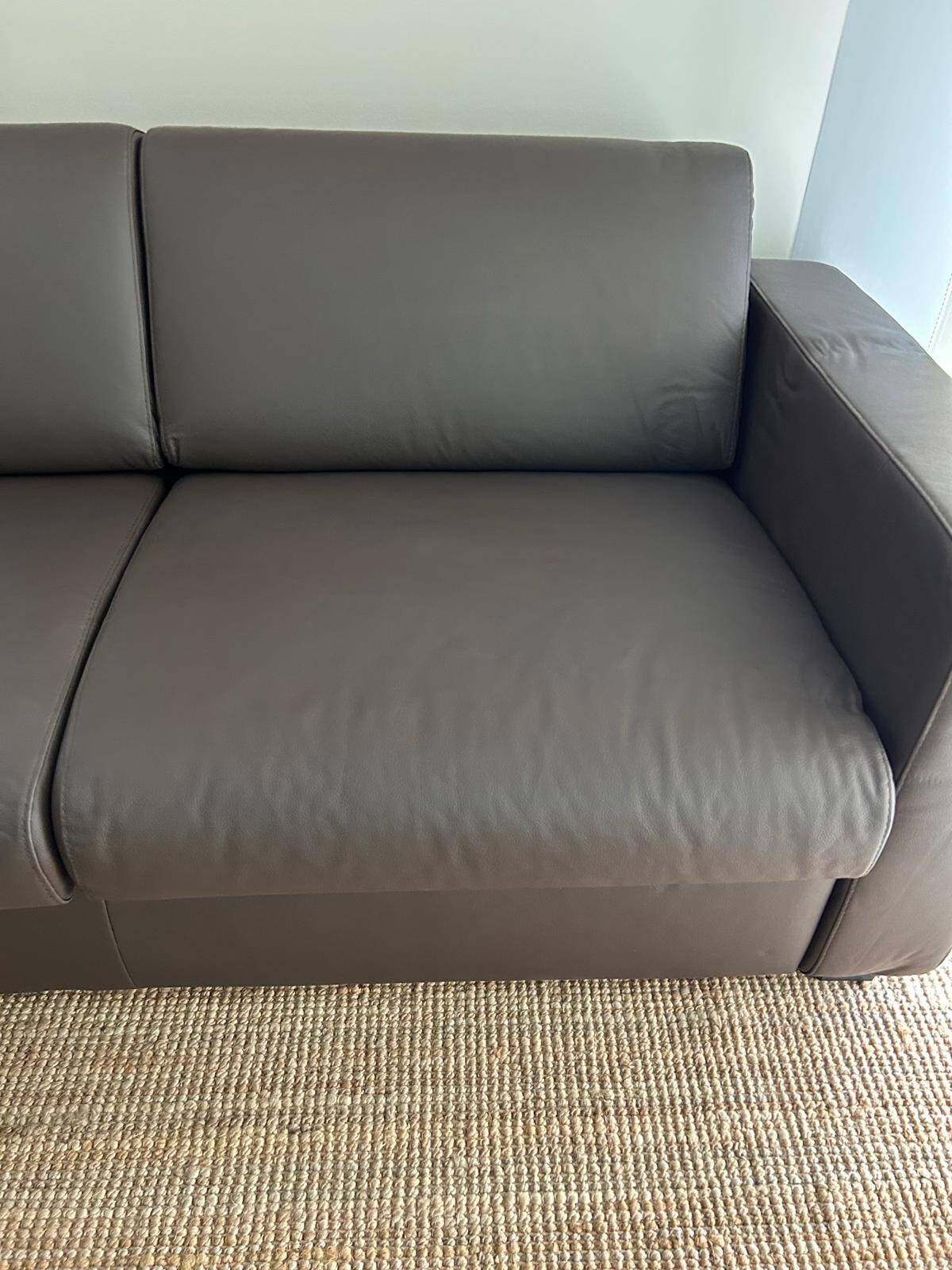 Sofá cama 3 plazas en piel