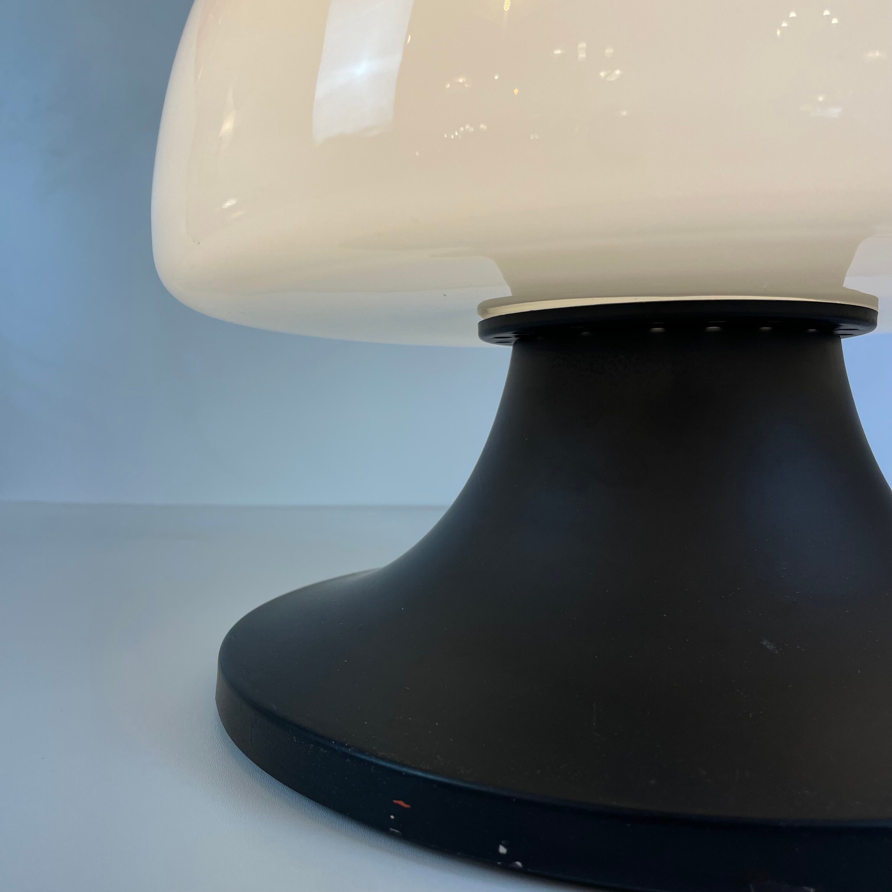 Italian table lamp att. gino sarfatti from 1960'