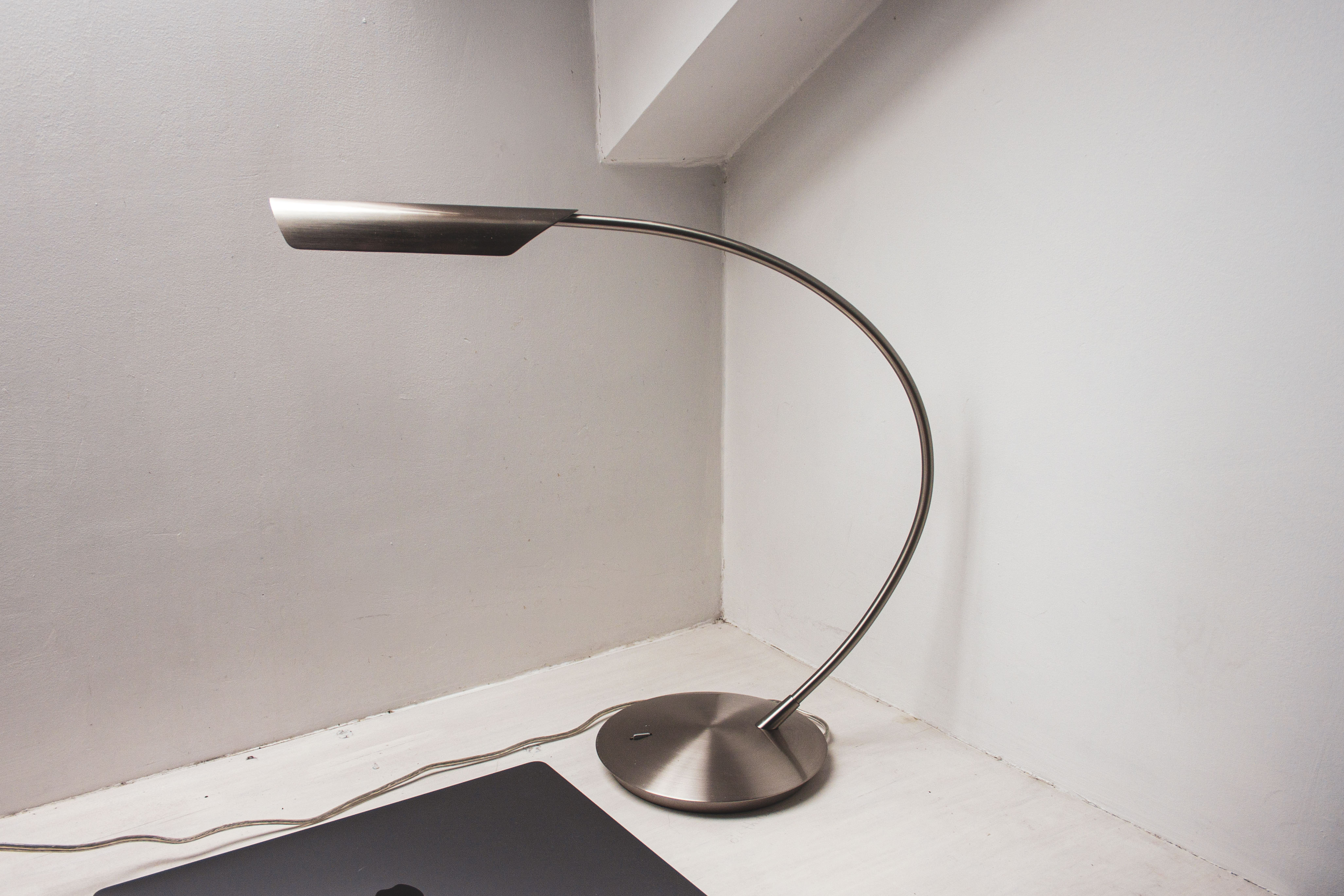 Minimalist desk lamp - Habitat - in stainless steel aier