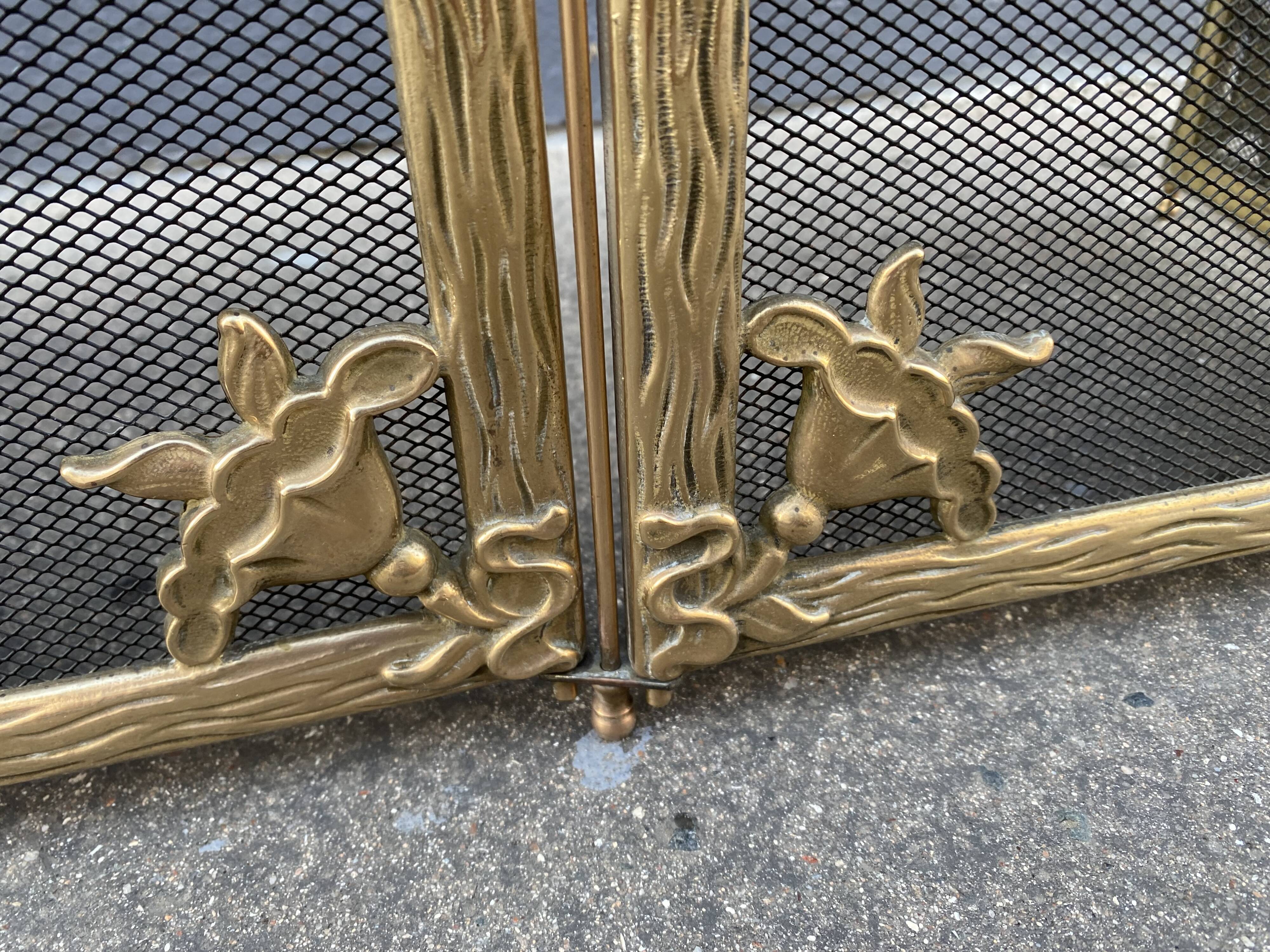 Brass fireplace fire screen 1900, French art nouveau spark screen with 4 shutters