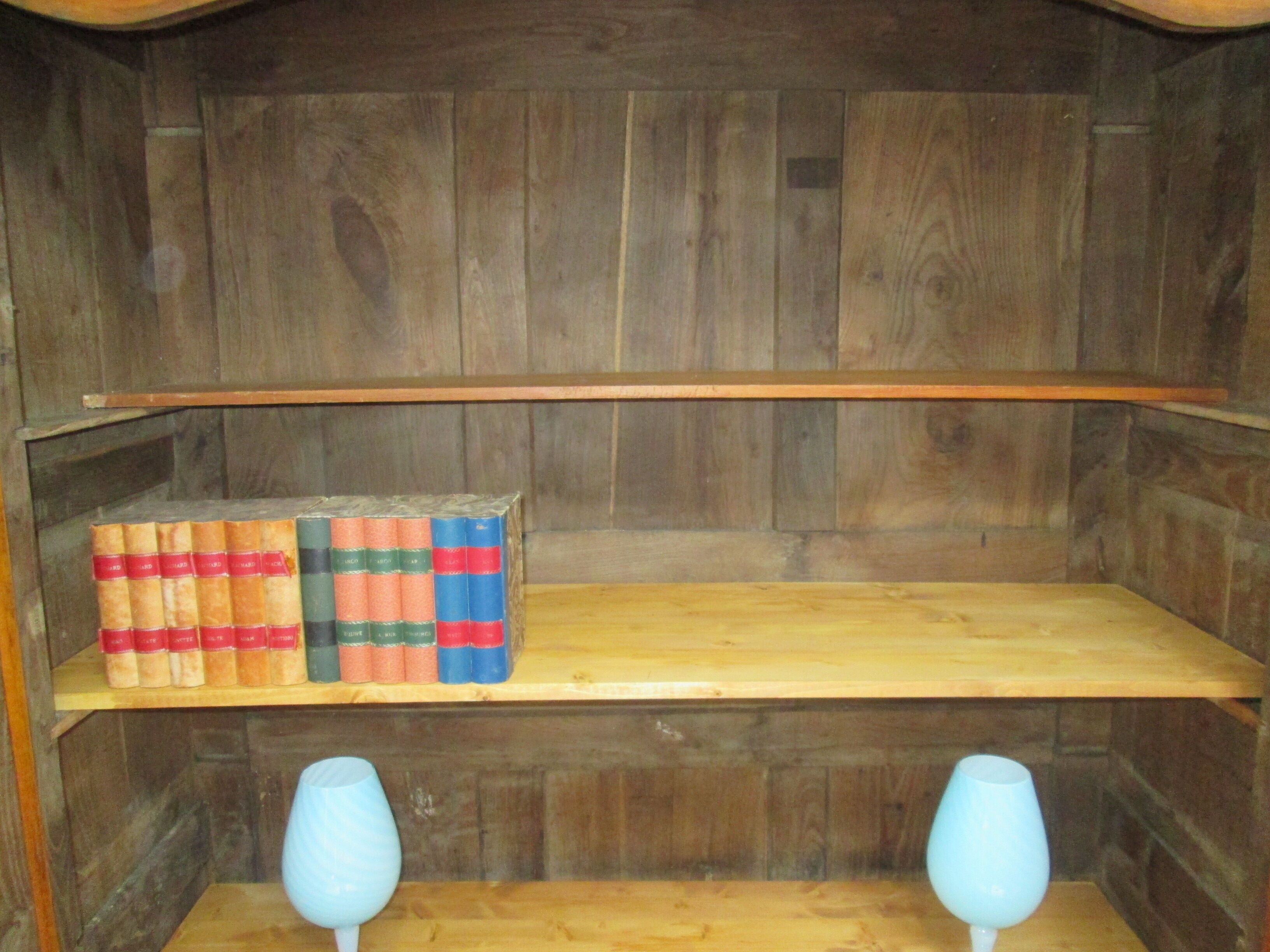 Chataignier library cabinet