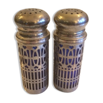 Aluminium salt and pepper and blue glass