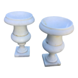 Medici-shaped alabaster lamp legs