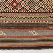 Kilim vintage tons rouges et bruns, motifs ethniques anatoliens, 156x244 Cm