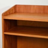 Scandinavian library in elm from the 1950s.