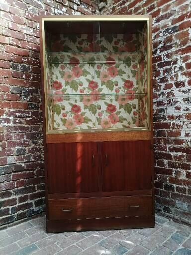 Vintage showcase 50s