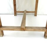 Table  en bois massif  en  chêne et plateau en pin.