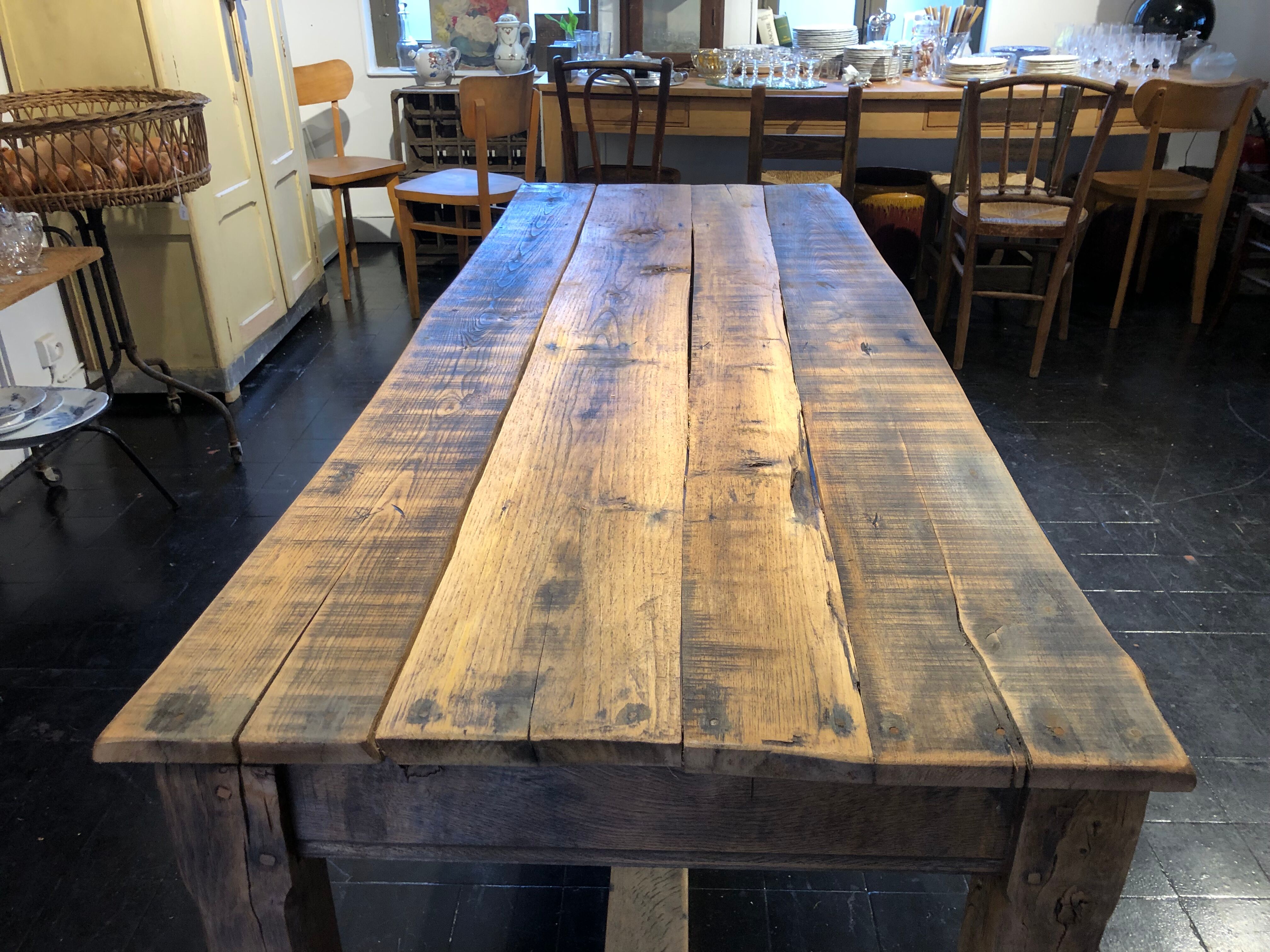 Farmhouse table
