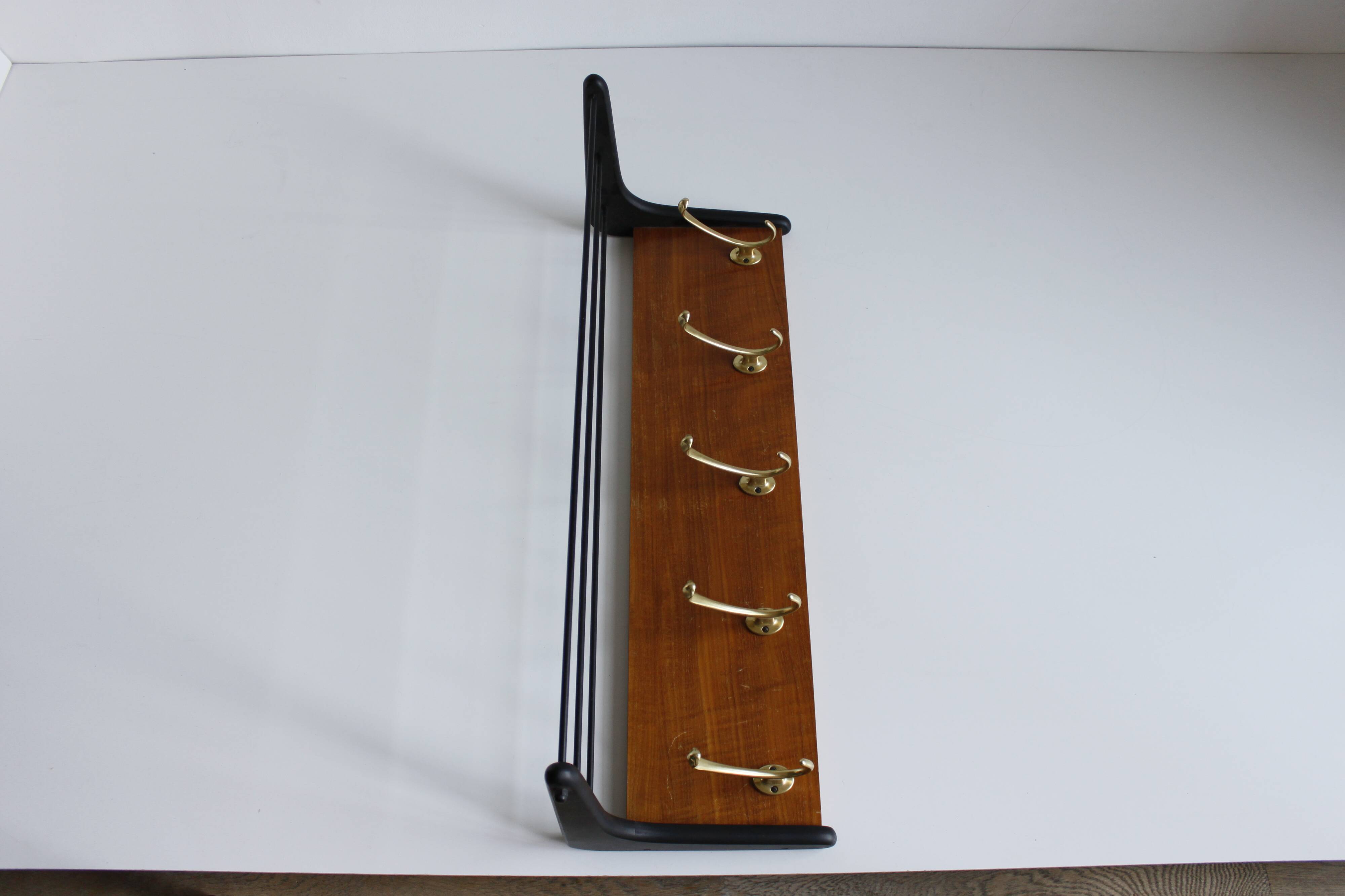 Porte-manteau Boomerang en teck par Alfred Hendrickx pour Belform, Belgique, années 1950