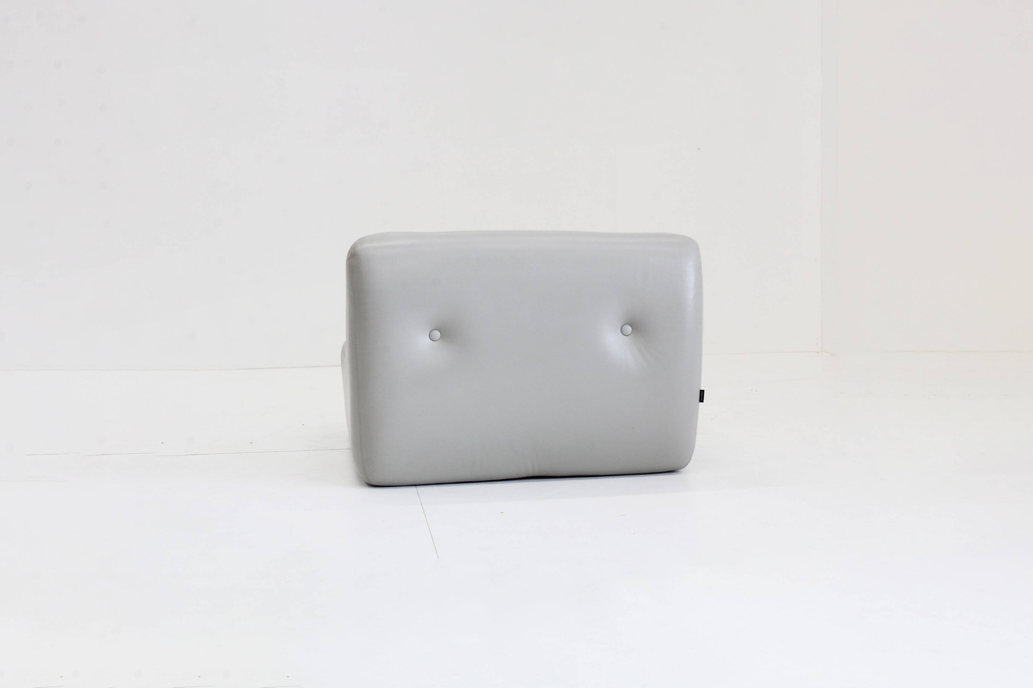 Fauteuil Kali en cuir gris de Michel Ducaroy pour Ligne Roset