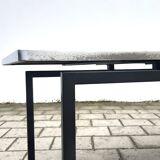 Ceramic coffee table by Juliette Belarti