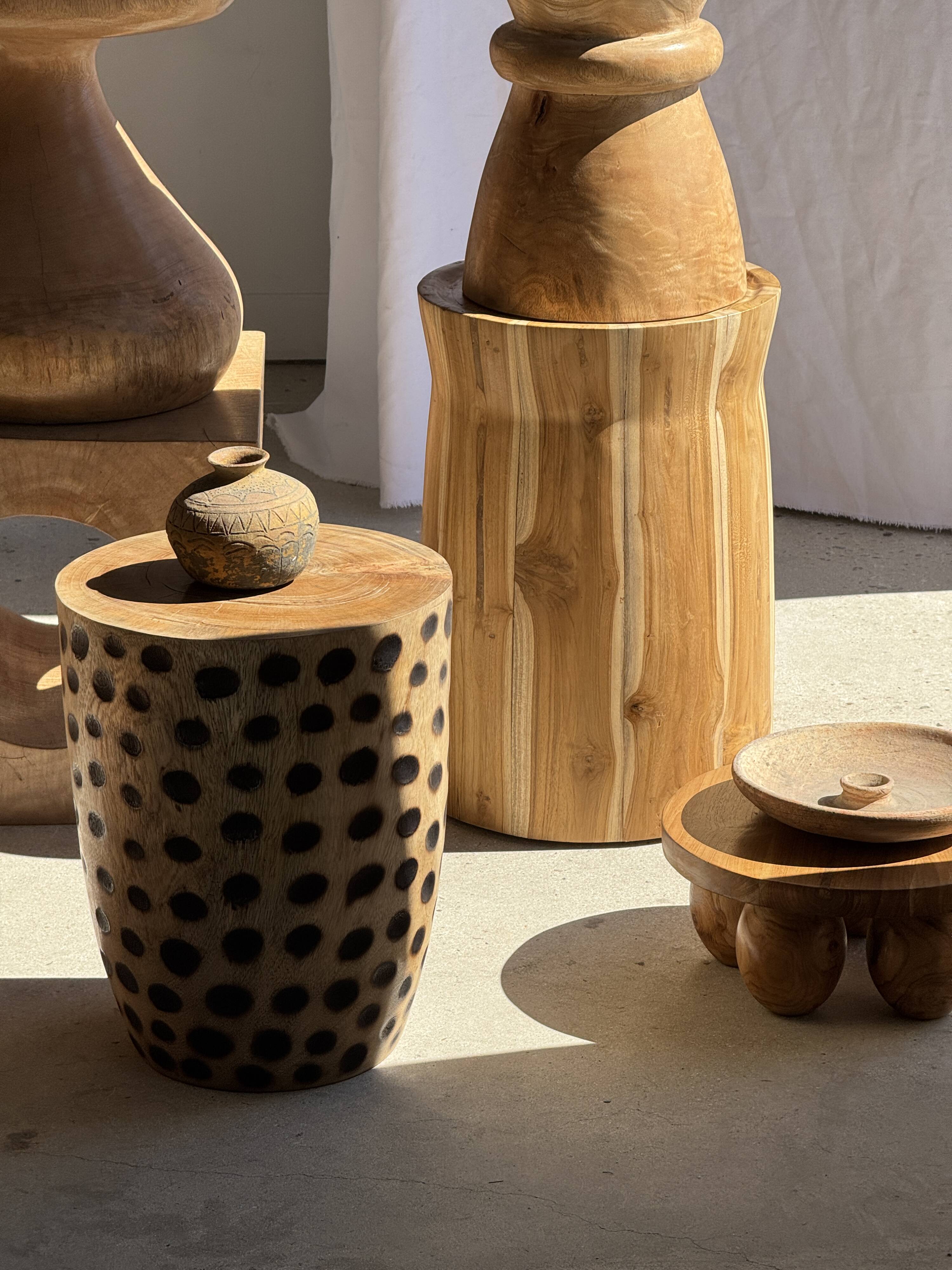 Stool, side table, cylindrical solid mango wood end table.