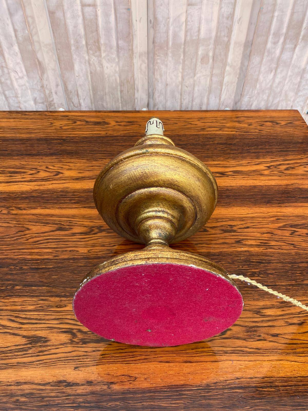 Lampe vintage pied de boule dorée