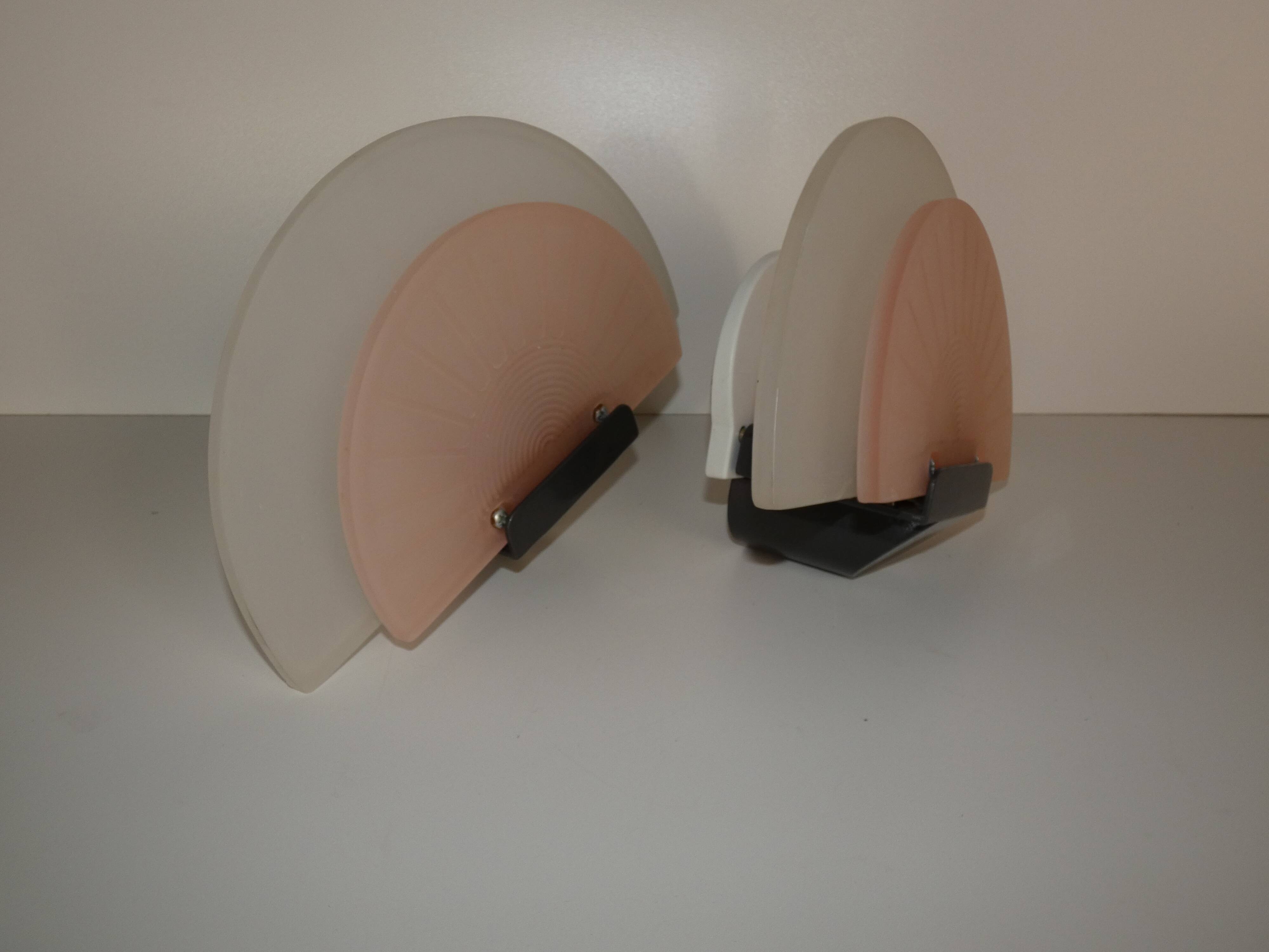 Pair appliques glass metal half-moon diva Enzio Didone arteluce circa 1980