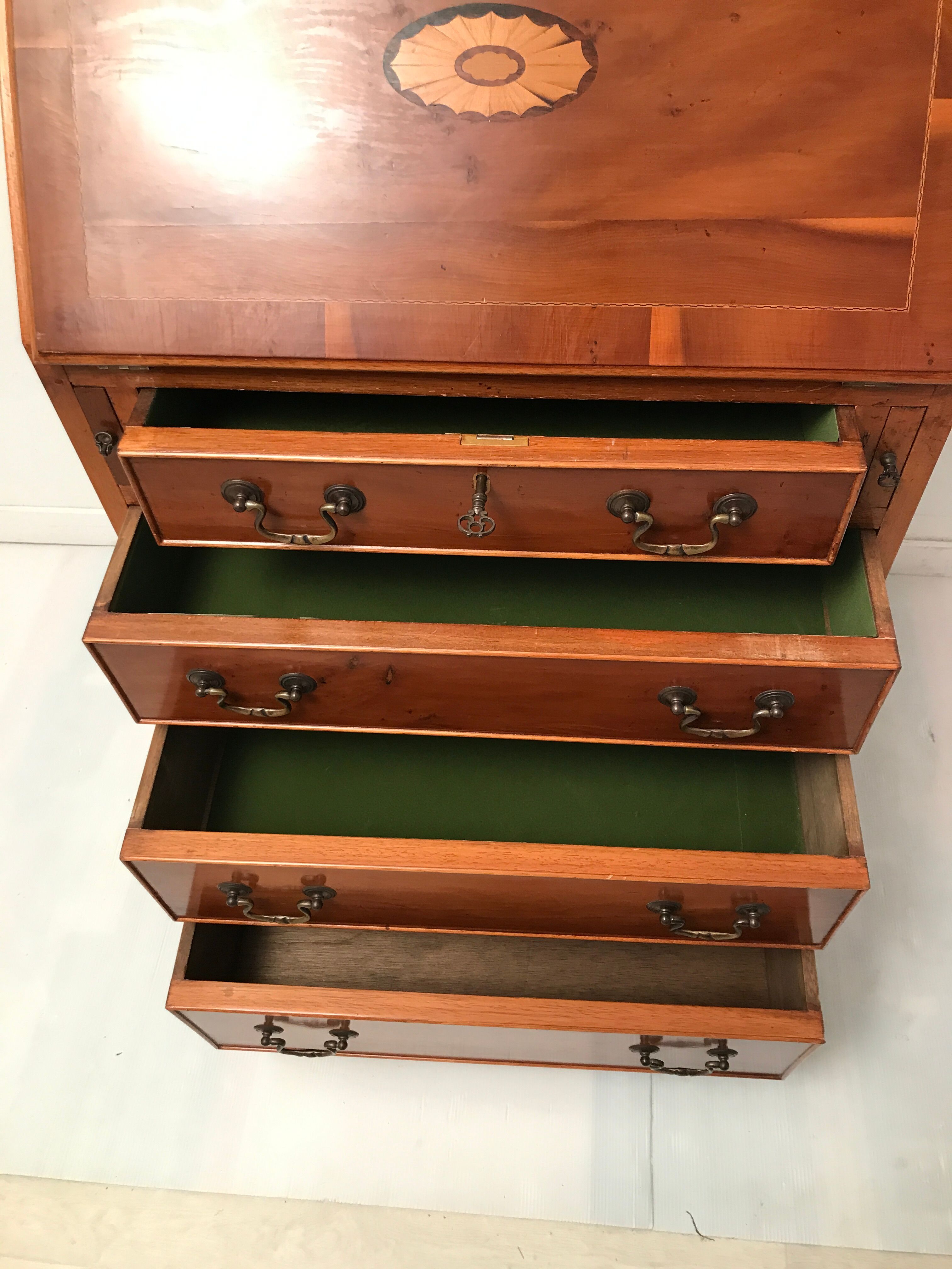 Donkey back secretary in English marquetry 1900s