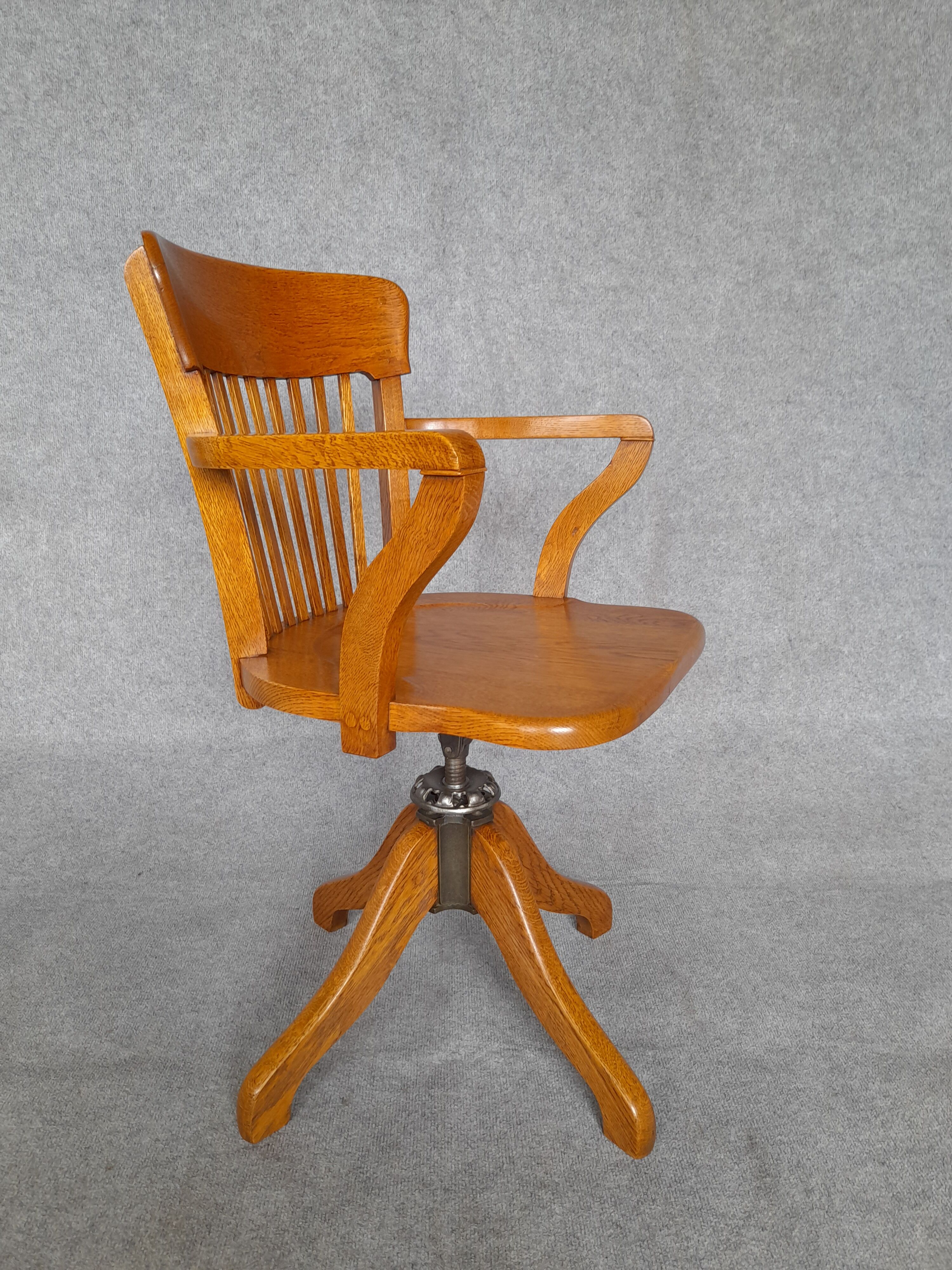 1940 american rotating desk chair