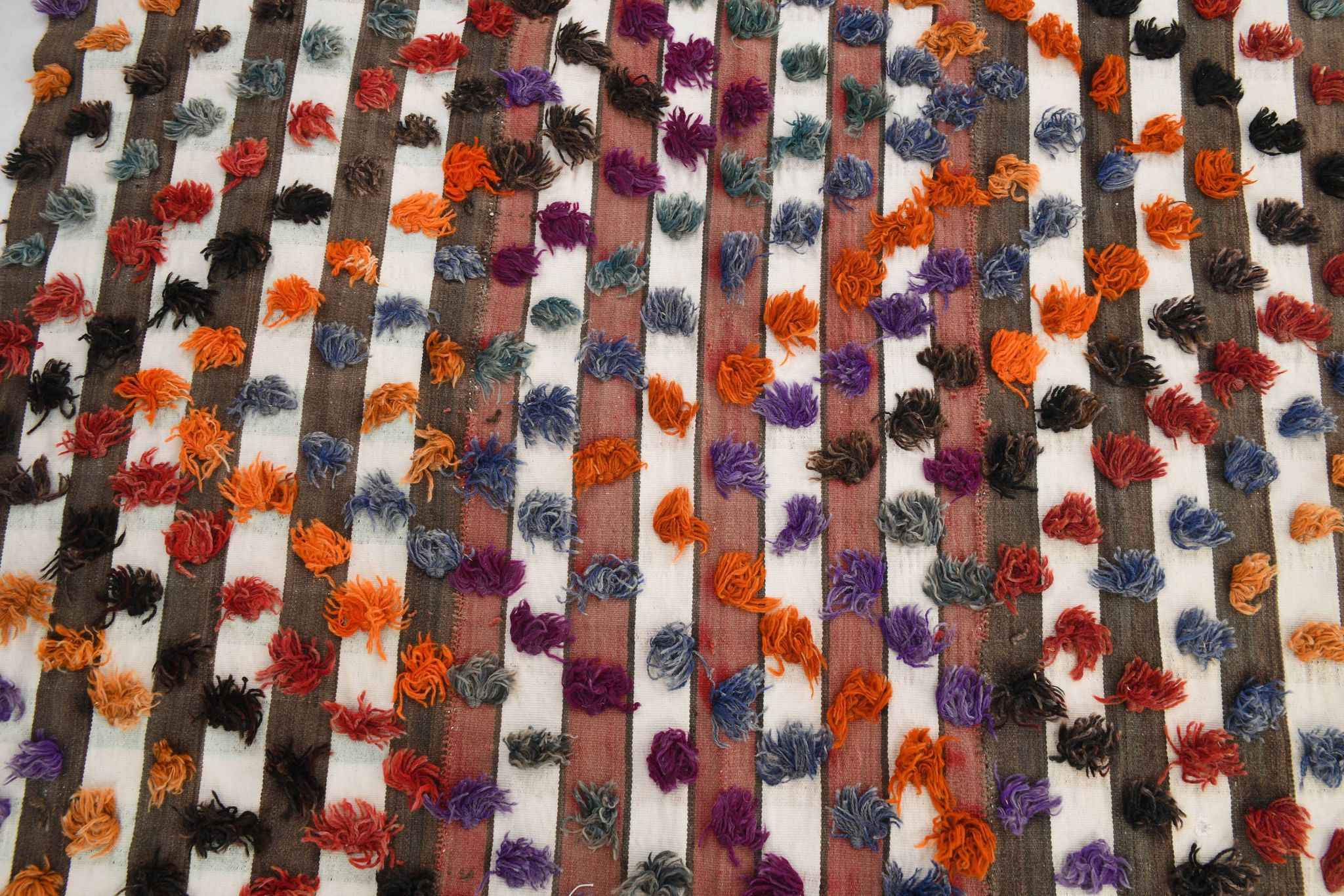 Polka dot wool vintage rug