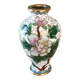 Vase miniature vintage en émail cloisonné chinois Fond blanc