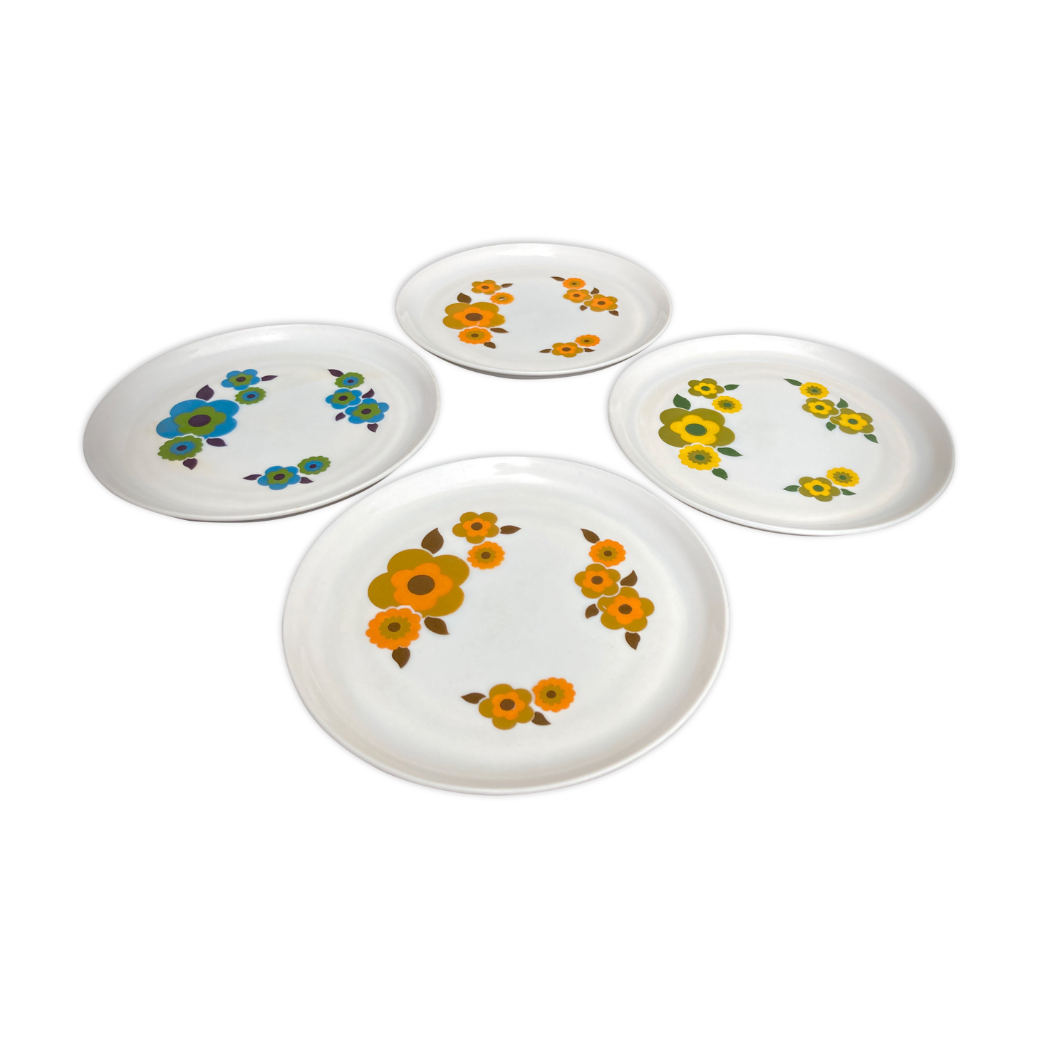 Lotus arcopal 4 vintage plates