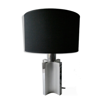 Chrome metal lamp from the 1970s.