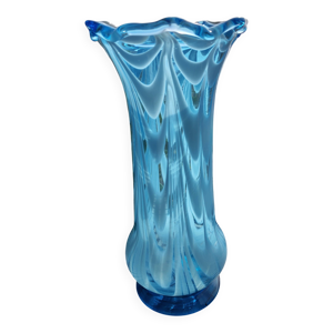 Vase en verre fabriquer - main