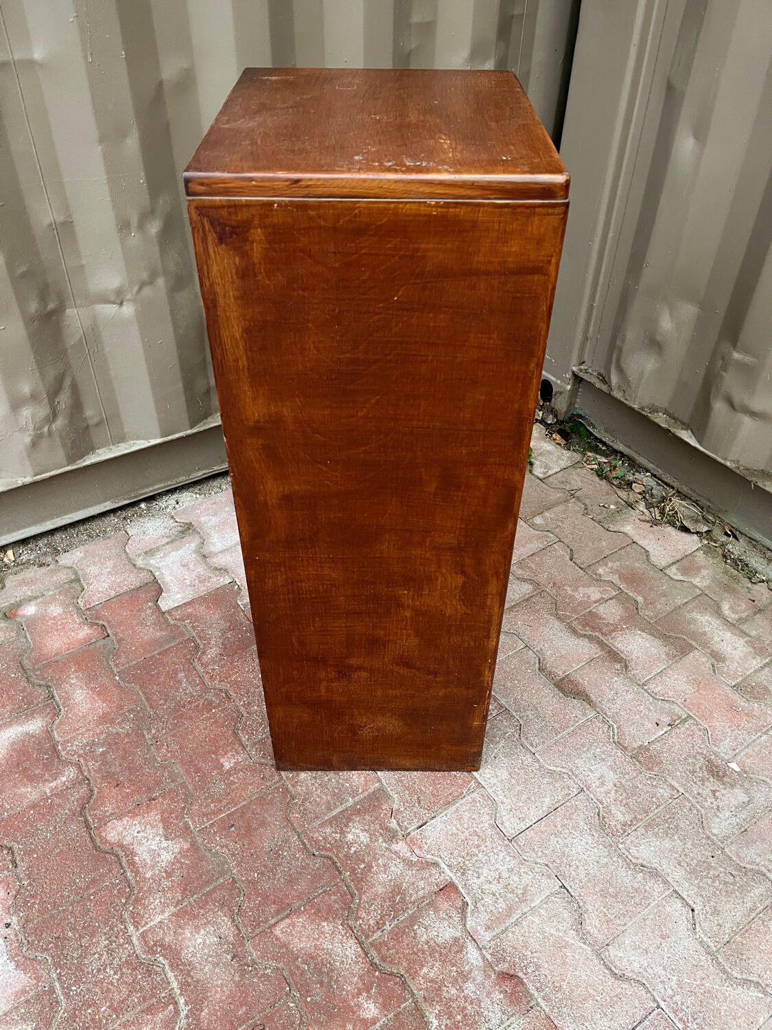 Filing cabinet curtain
