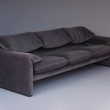 3-seater model Maralunga sofa by Vico Magistretti, Cassina