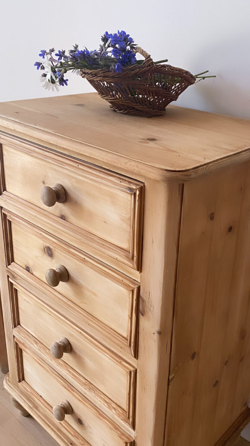 English chest of drawers in pine