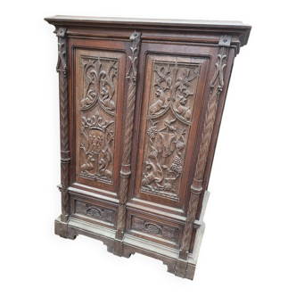 Large buffet / carved oak wardrobe – Neo-Gothic decor –