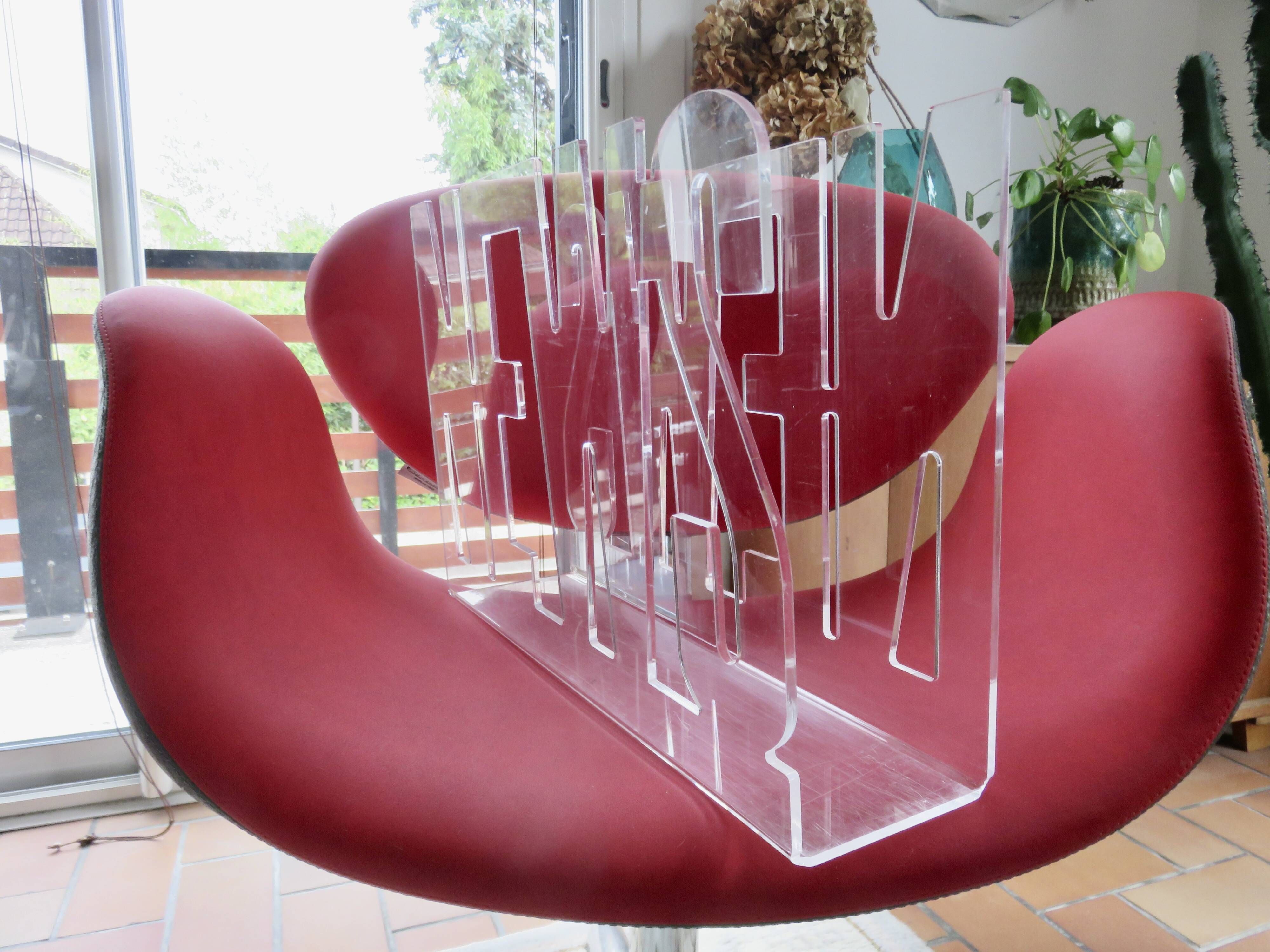"News" magazine rack in transparent plexiglass, 1980s, vintage.