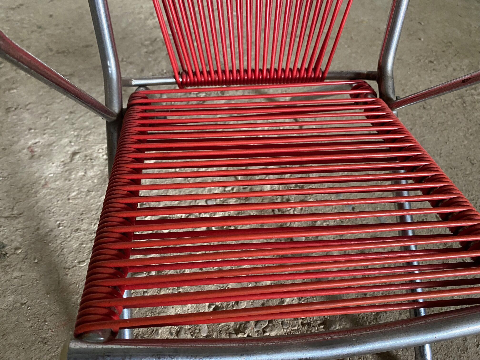 Folding scoubidou children's armchair red and vintage chrome 1950