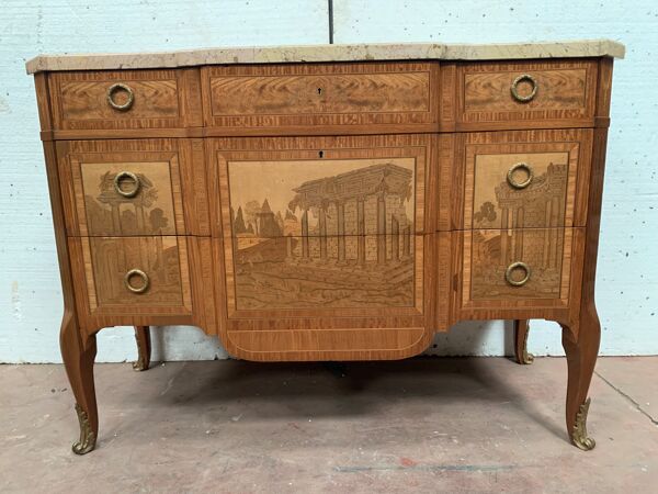 Commode a ressaut central en bois d'amarante et bois de rose XX siècle