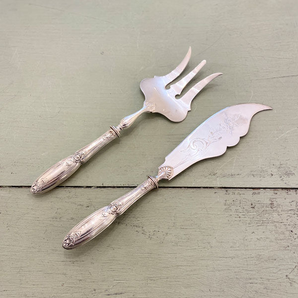 Silver fish cutlery
