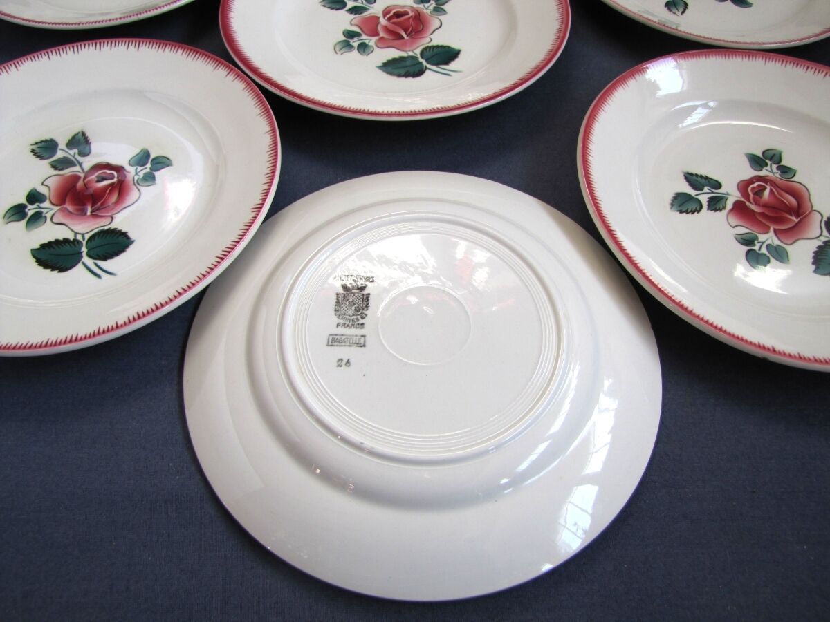 6 flat plates decorated with pink trifle in sarreguemines earthenware