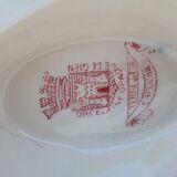 Iron clay sauceboat