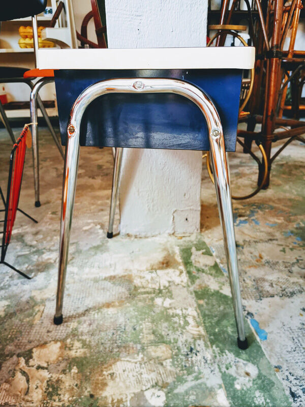 Shapeica waxer stool