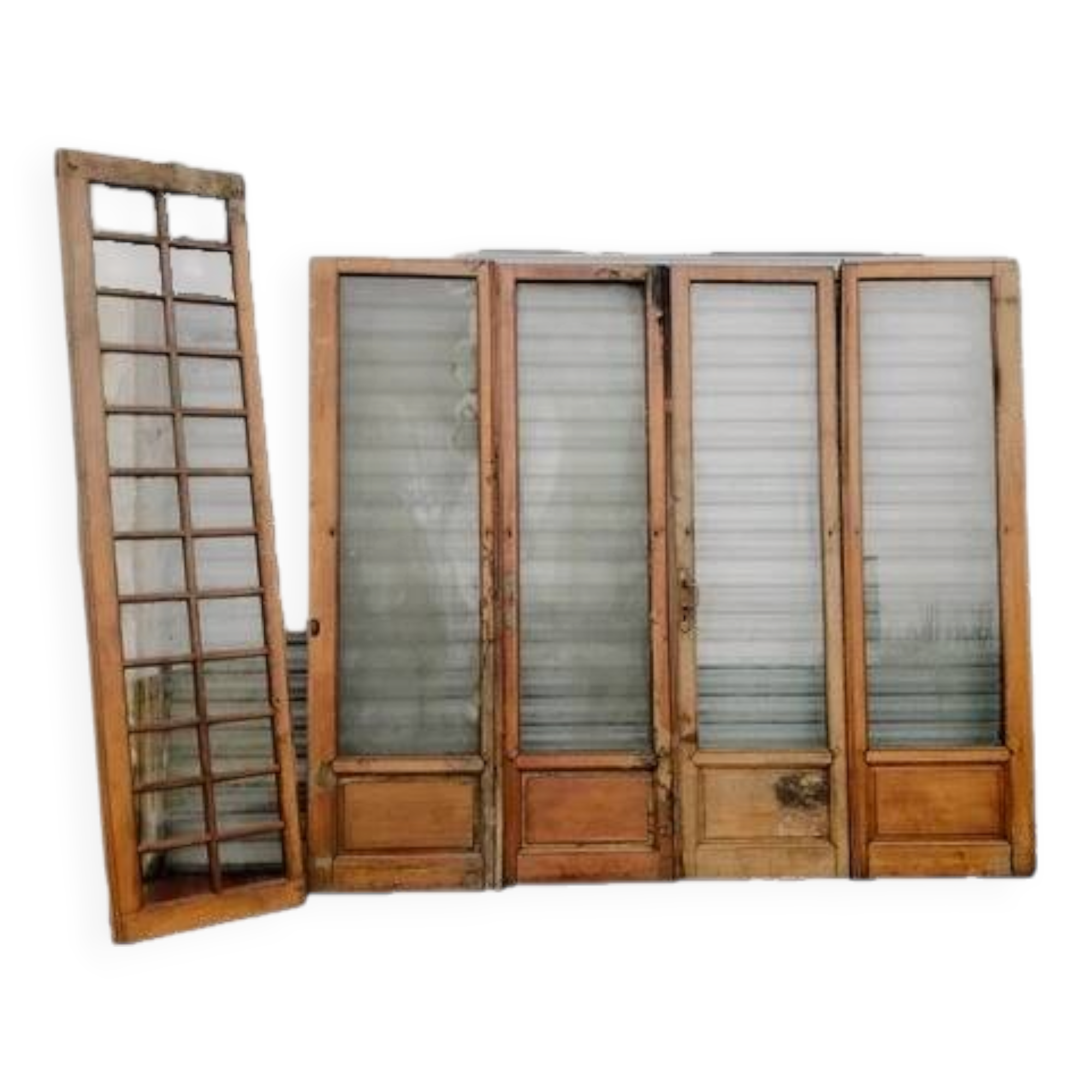 Suite de quatre portes de séparation en chêne massif XXe siècle