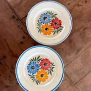 HBCM Montereau plates, Yvonne model, 22.5 cm (the duo)
