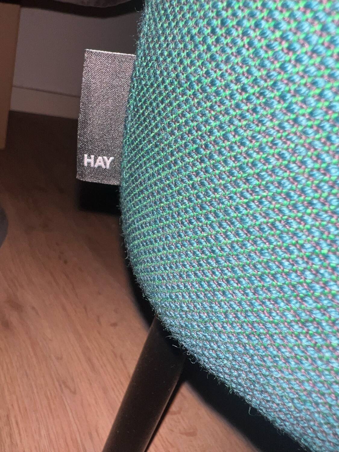 Canapé Silhouette Hay by Gamfratesi