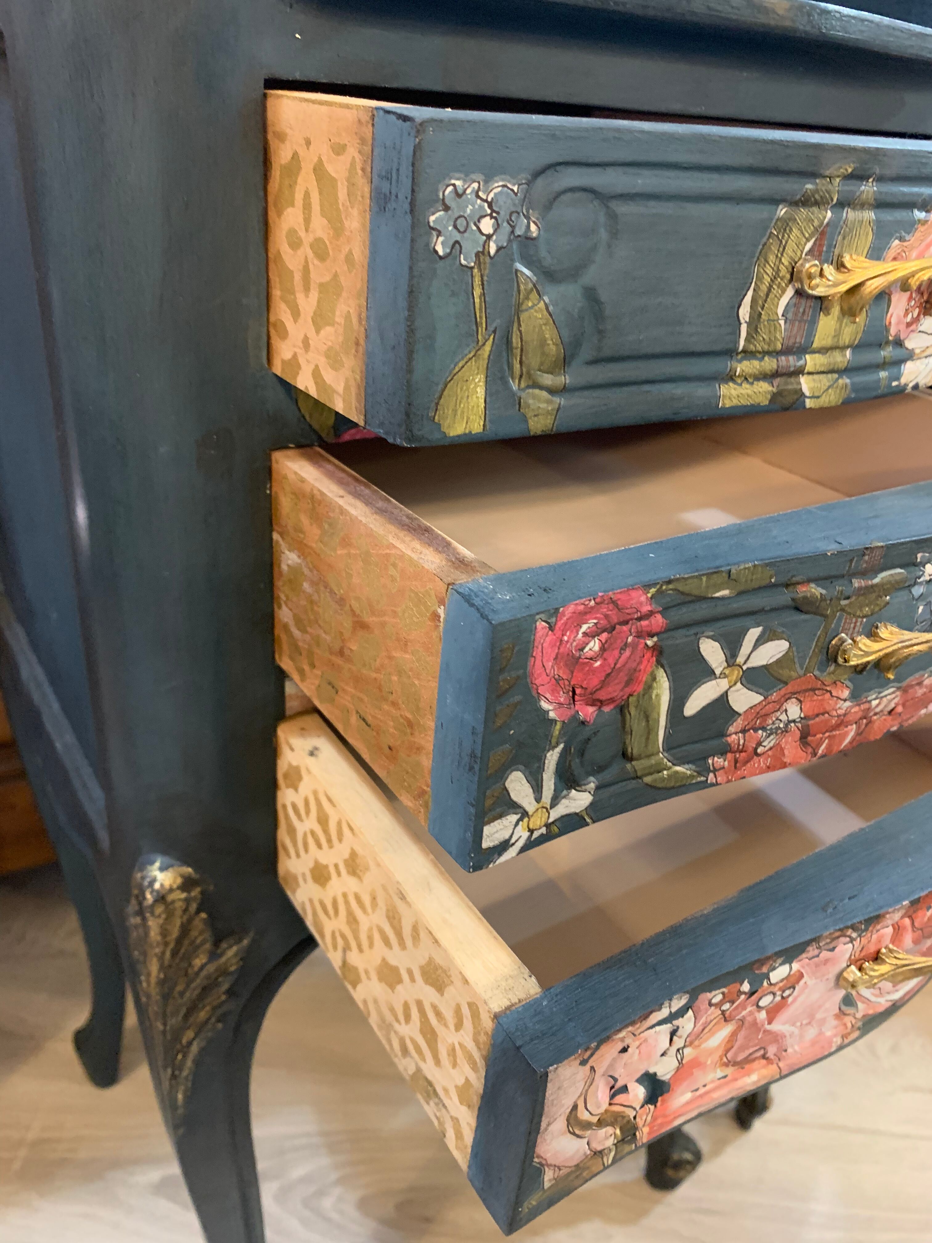 Decorated and patinated bedside tables