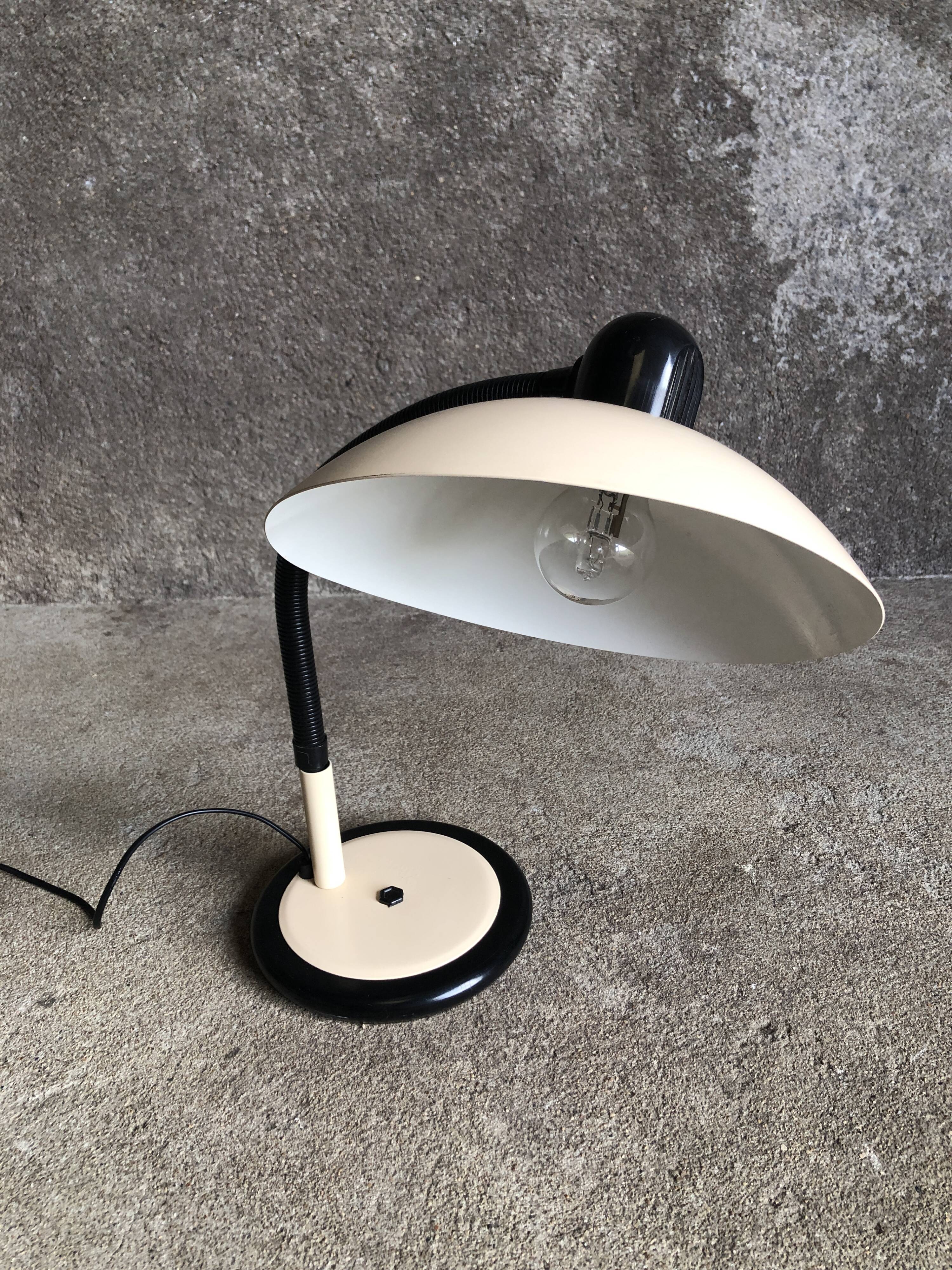 Vintage adjustable lamp in beige metal and black plastic, 70s/80s