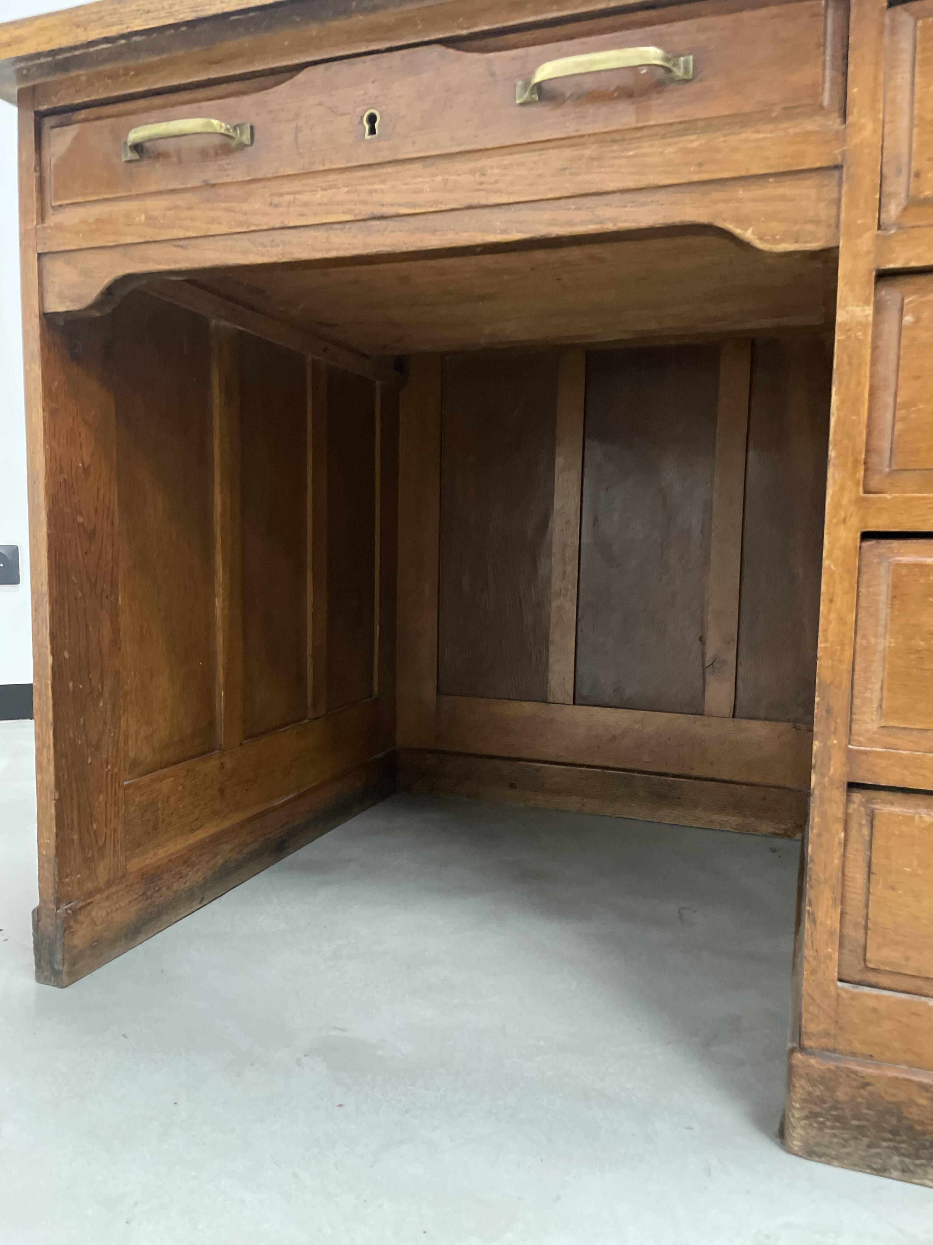 Oak and veneer counter or desk