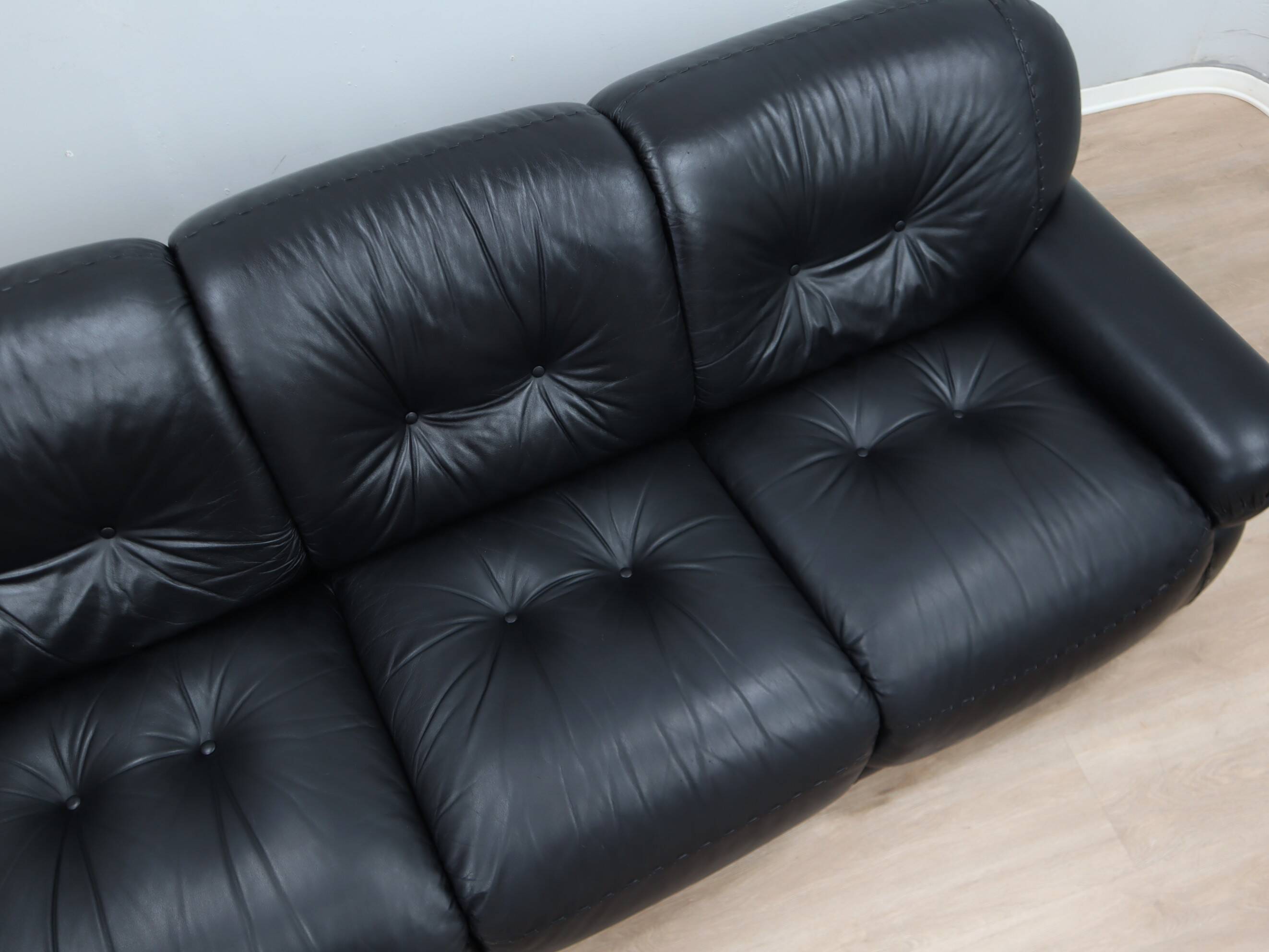 3-Seater black leather Sapporo sofa by Mobil Girgi 1970s