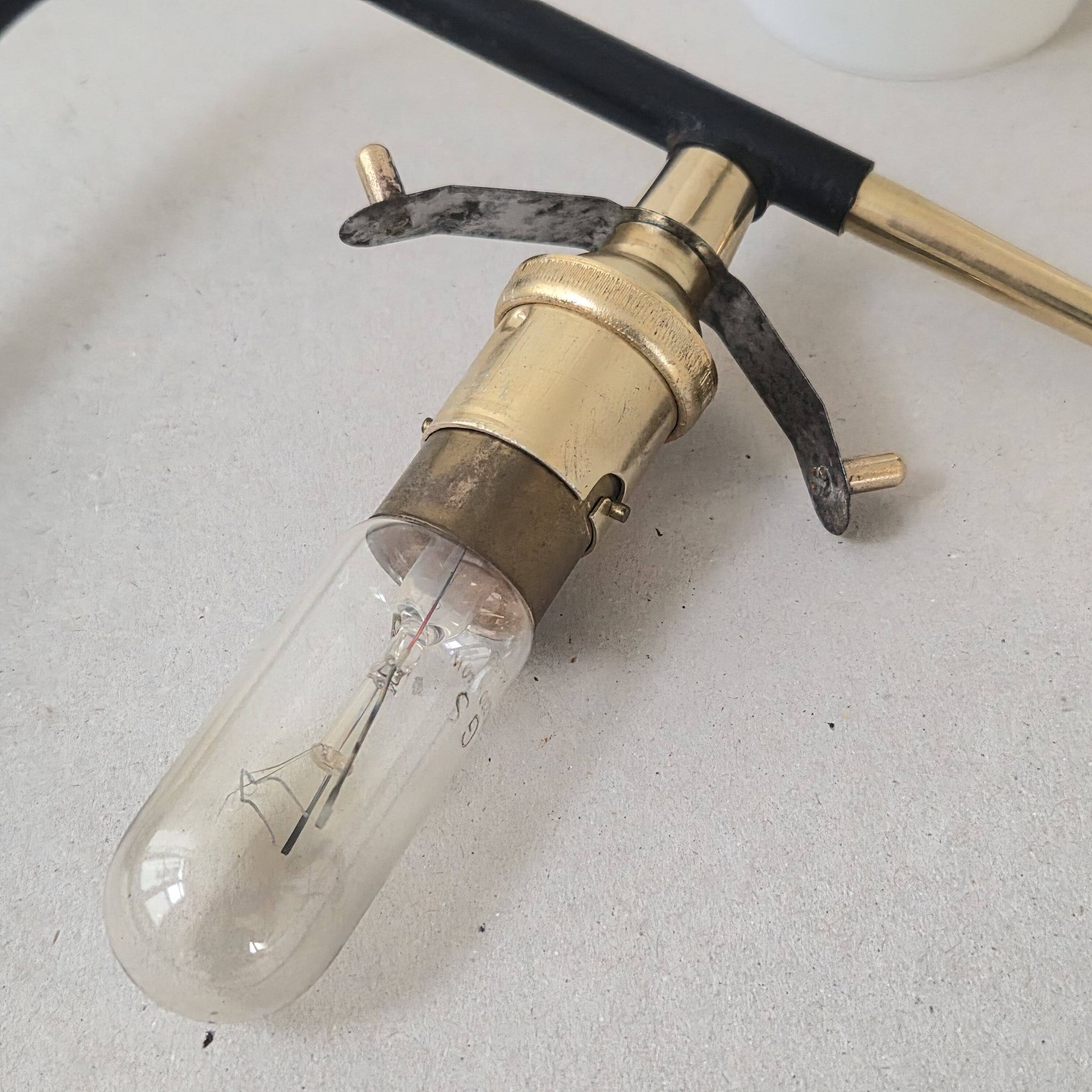 Arlus vintage wall lamp 1950