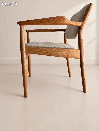Chair 51A by Arne Vodder for Sibast Mobler, imported by George Tanier.