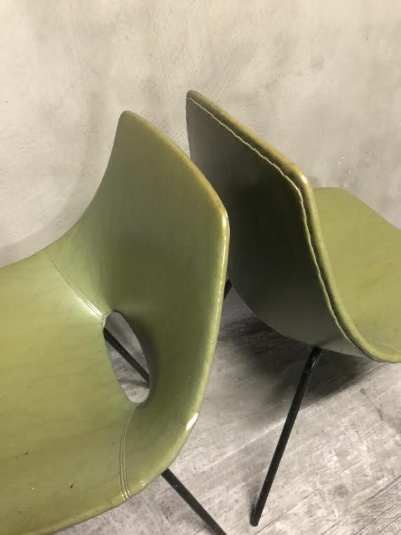 Pierre Guariche "Tonneau" chair, Steiner edition