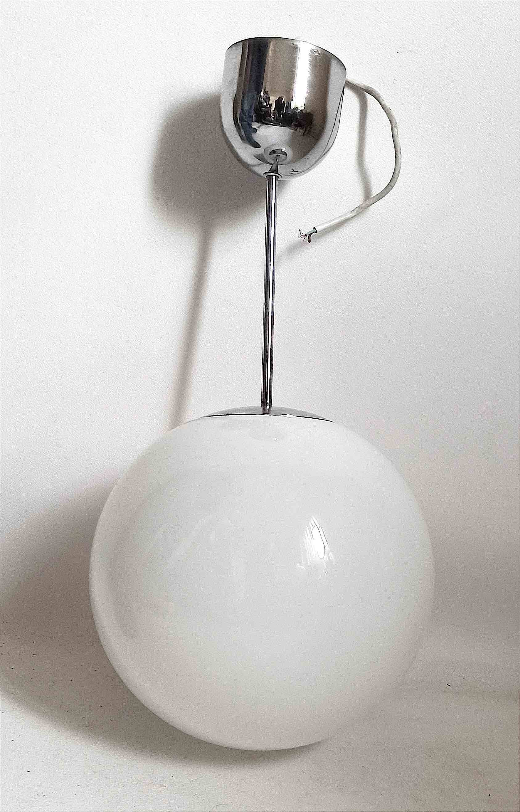White opaline suspension 70s height 58 cm diameter 48.5 cm