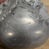 Vase alumínium art déco signé M , Montagne