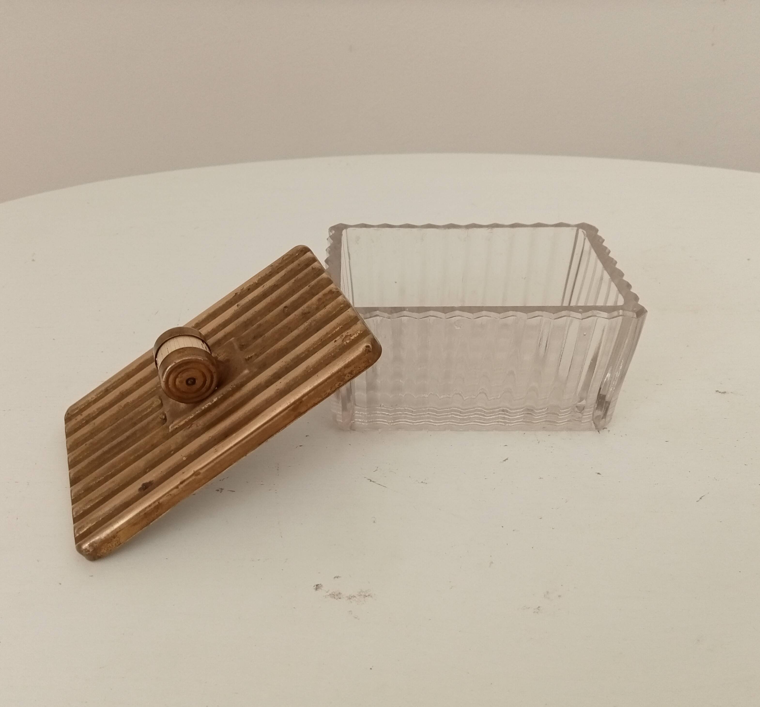 Art Deco box in glass and gilded brass from the 60s